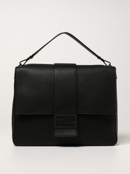 Baguette Fendi messenger bag in textured leather