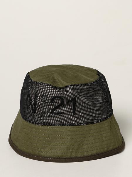 N ° 21 cap with logo