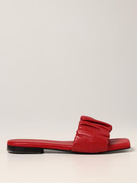 Liviana Conti flat leather sandal