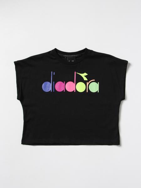 T-shirt cropped Diadora con logo