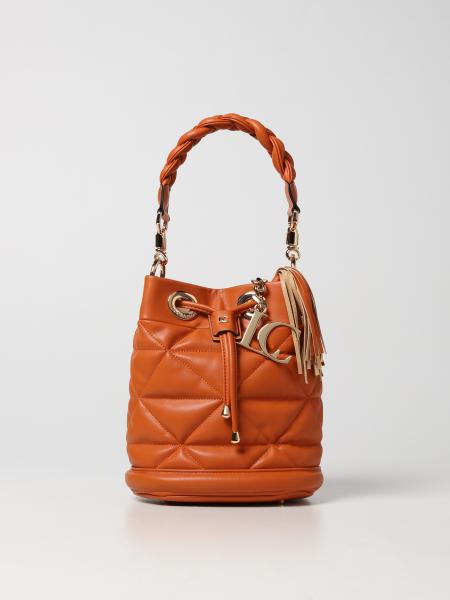 La Carrie: La Carrie shoulder bag in synthetic leather