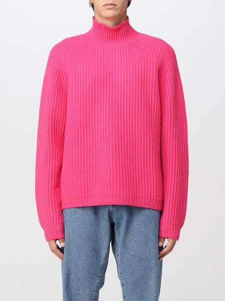 Jw Anderson: Pullover over Jw Anderson