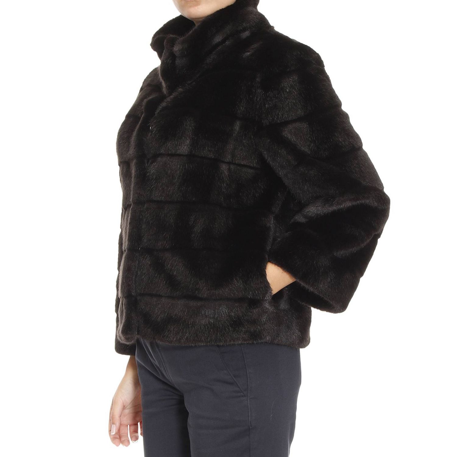 Armani Jeans Outlet: Chamarra mujer - Negro | Abrigos De Piel Real Armani  Jeans 6X5B60 5EEDZ GIGLIO.COM