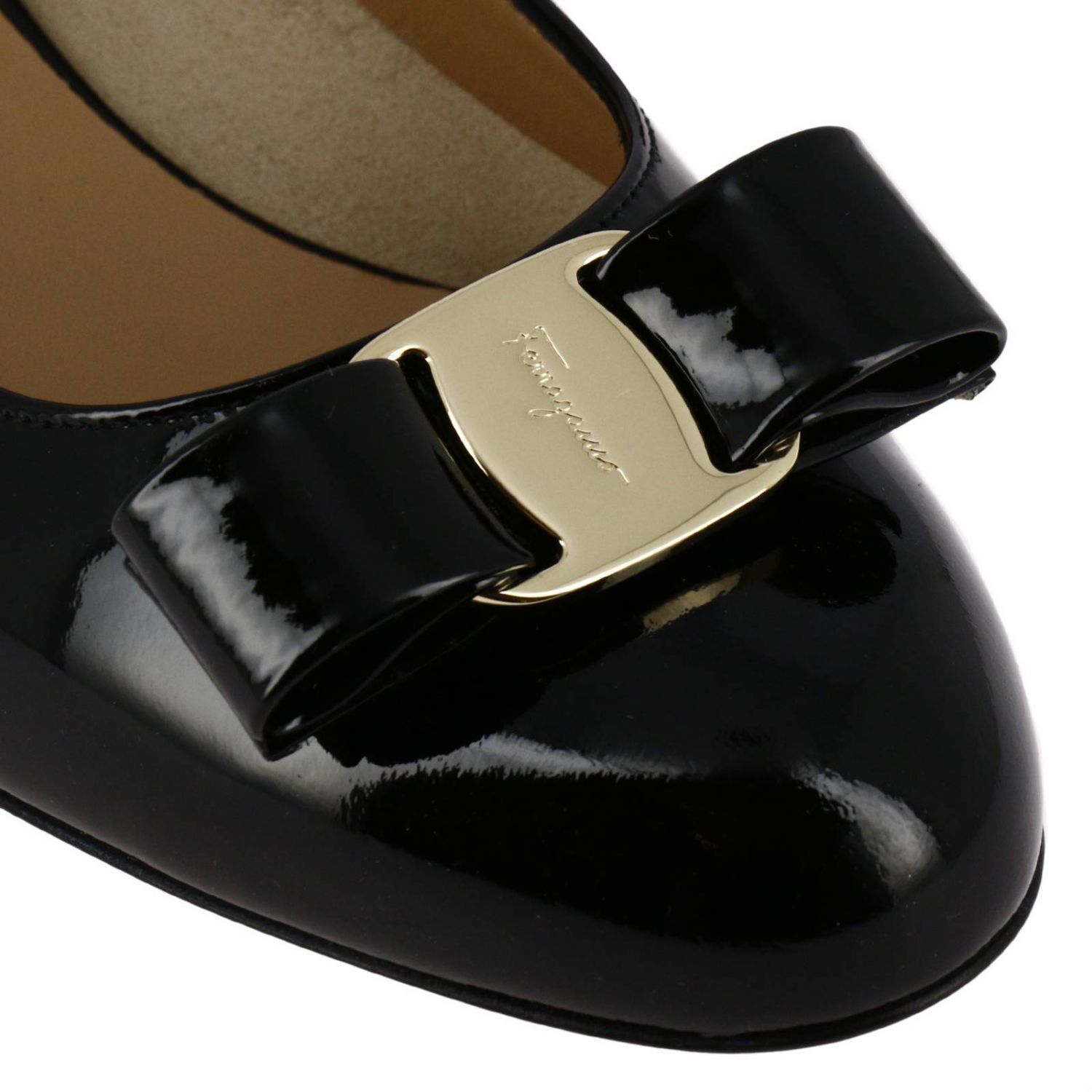 women ferragamo sandals