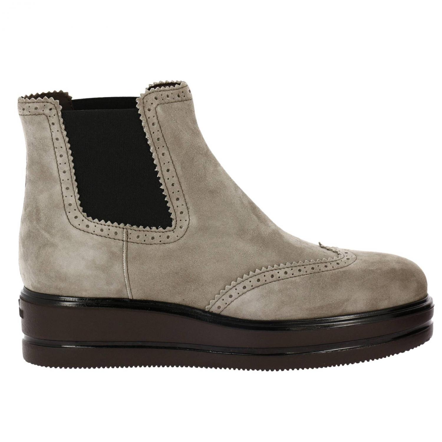 womens beige flat boots