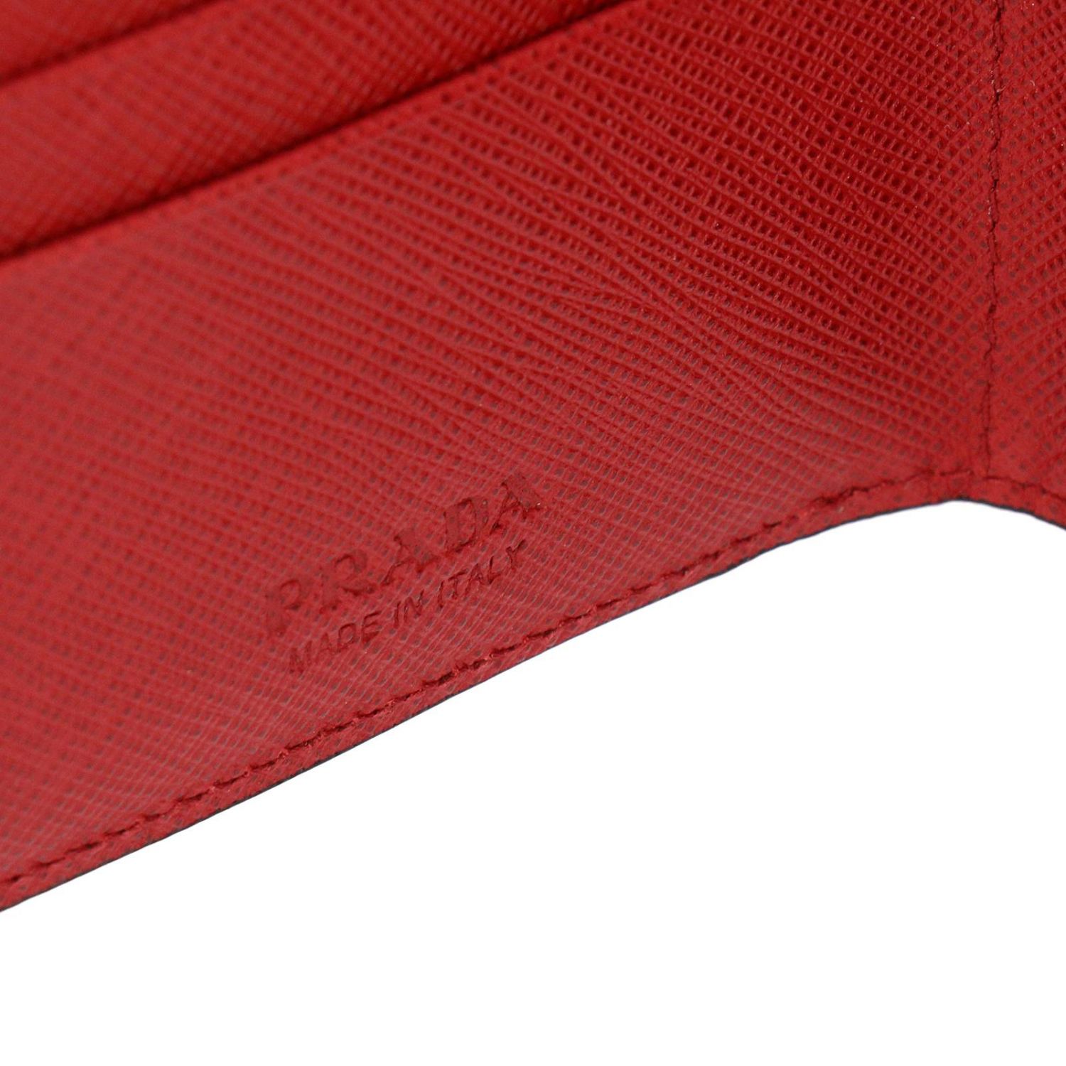prada wallet boy