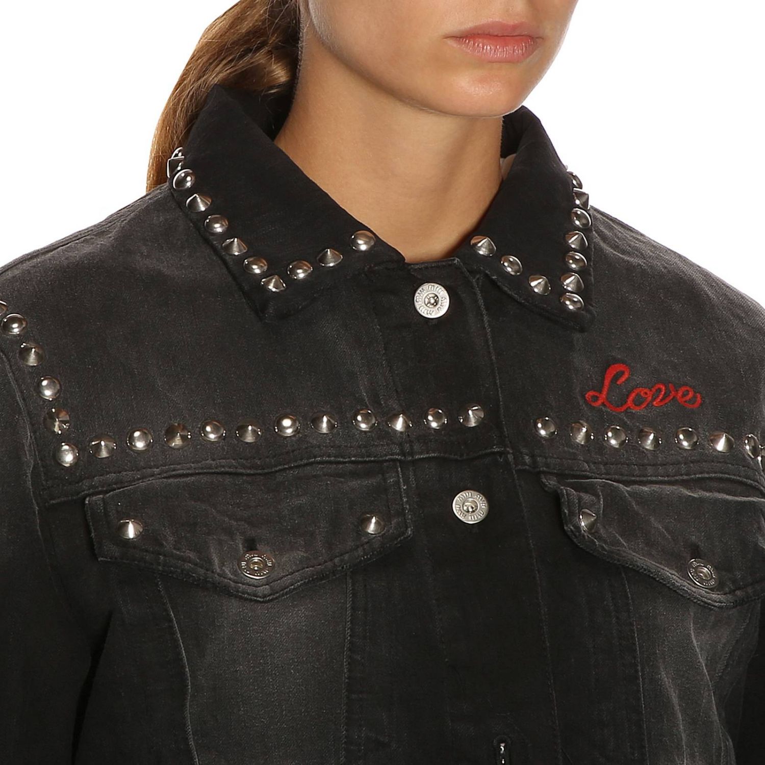 Miu Miu Outlet: Giubbotto di jeans con patch a fantasia floreale borchie  metalliche e cappuccio da felpa - Nero | Giacca Miu Miu GWB042 1R3G GIGLIO. COM