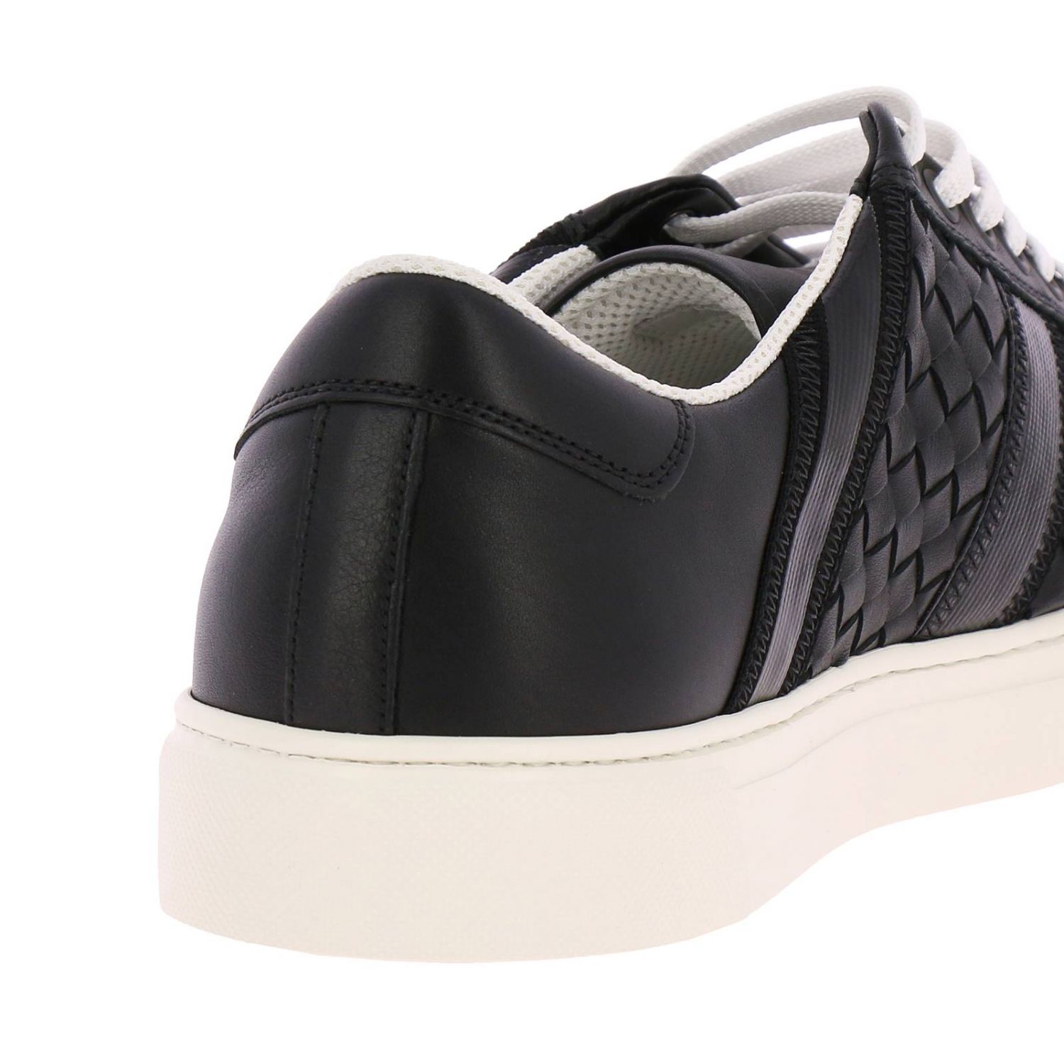 Bottega Veneta Outlet: Sneakers stringata in vera pelle con lavorazione  intrecciata e bande tecniche - Nero | Sneakers Bottega Veneta 522461 VT04R  GIGLIO.COM