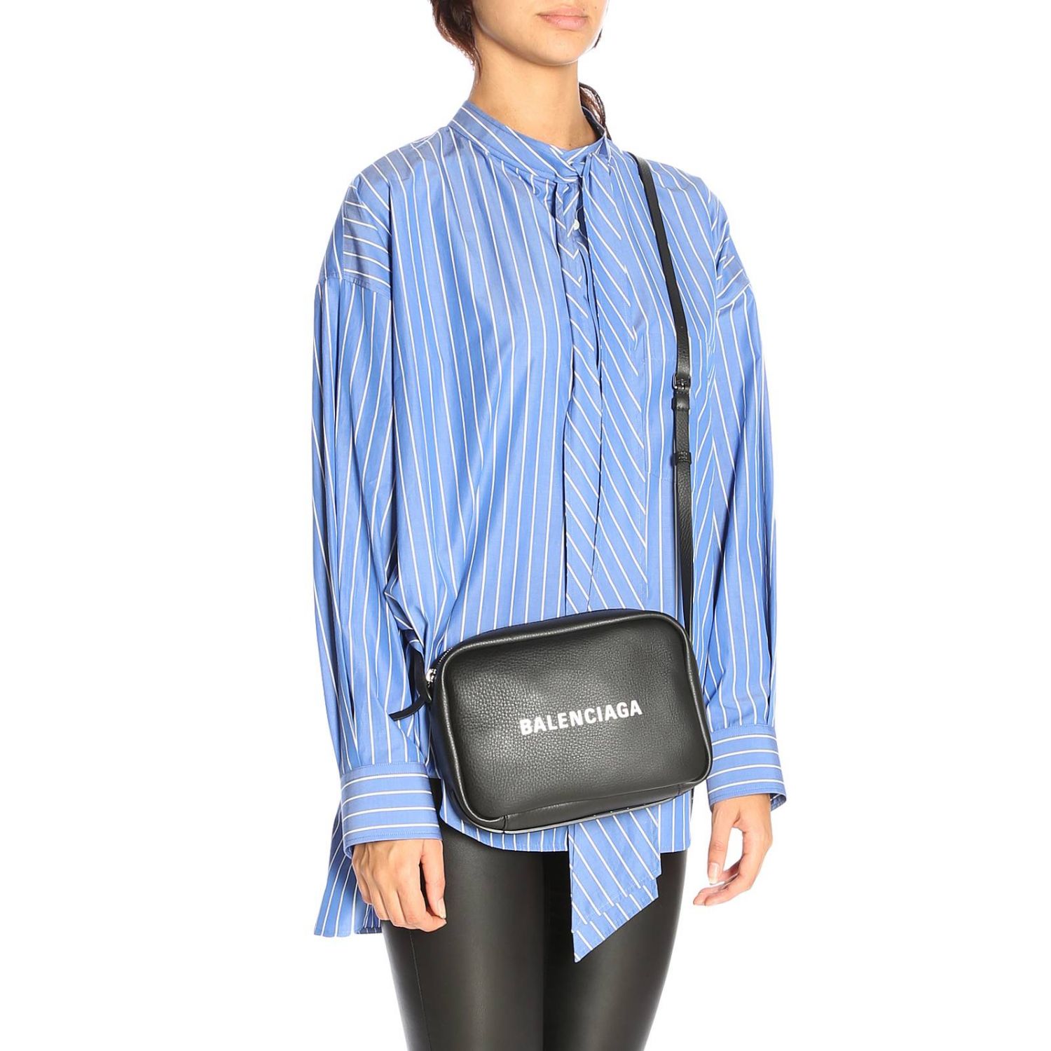balenciaga everyday shoulder bag