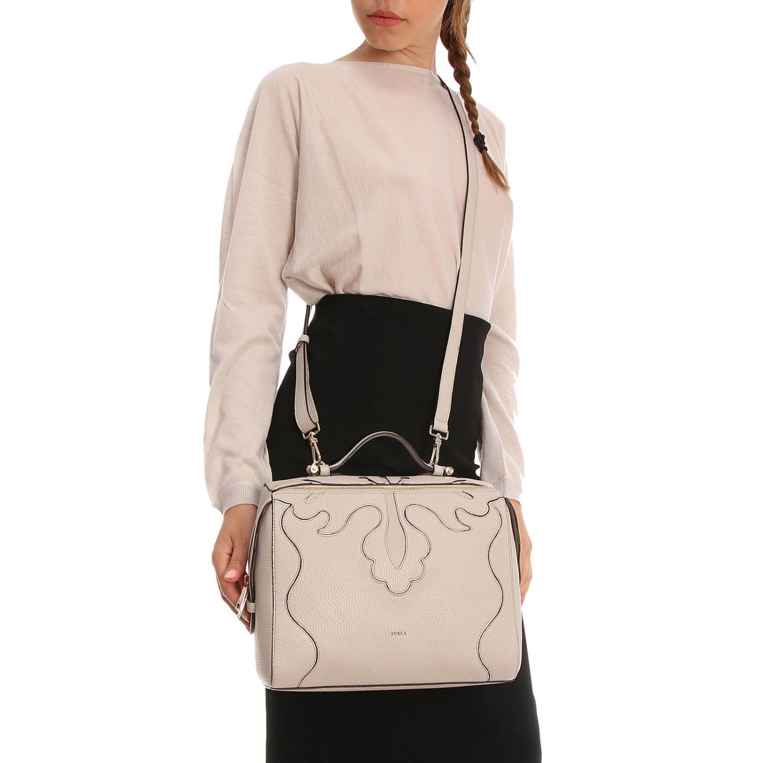 Furla Outlet: Borsa Excelsa in pelle a grana larga intagliata con logo  metal e tracolla amovibile - Paglierino | Borsa A Mano Furla 961821 BQB1  GIGLIO.COM