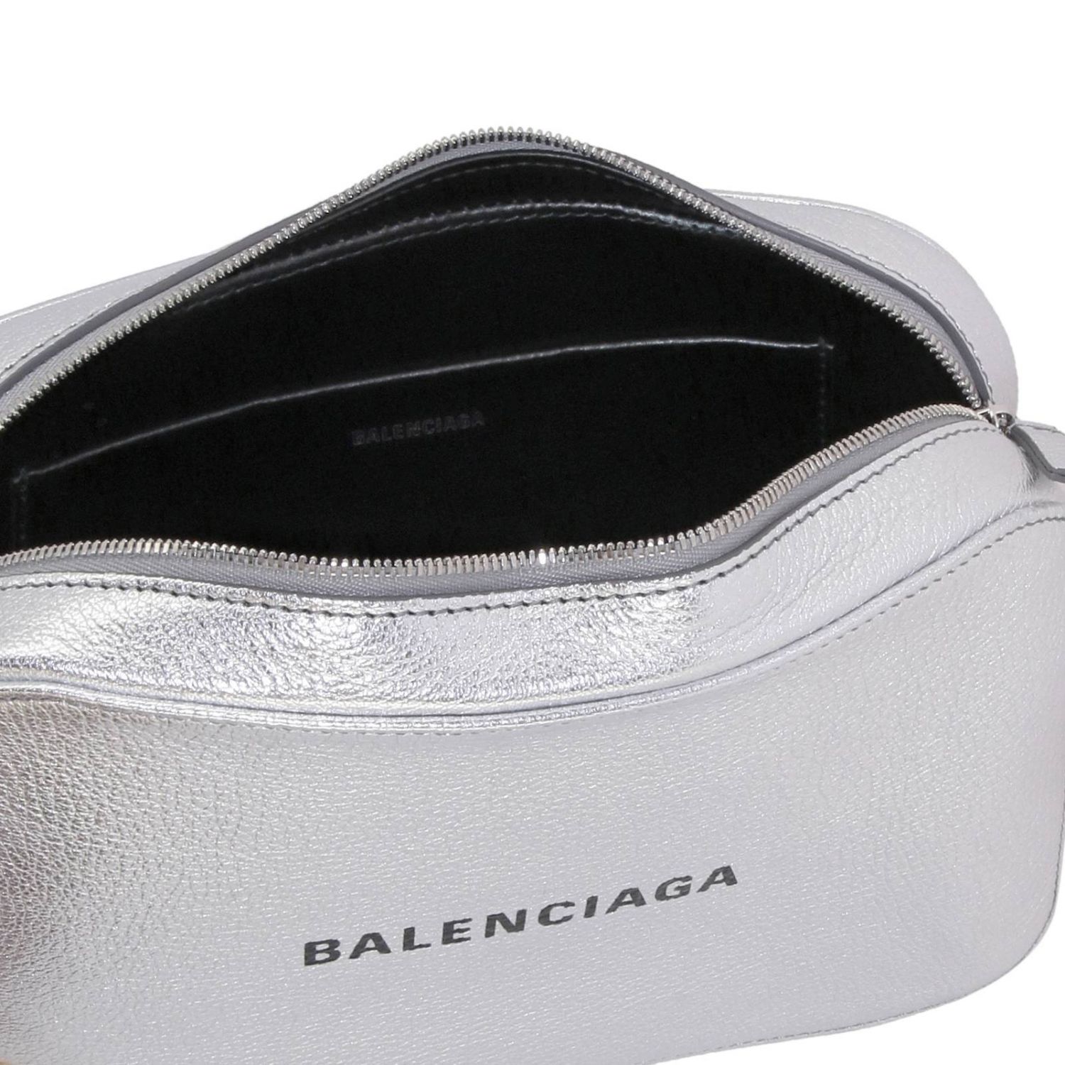 Balenciaga Outlet Borsa Everyday camera bag S in pelle laminata con