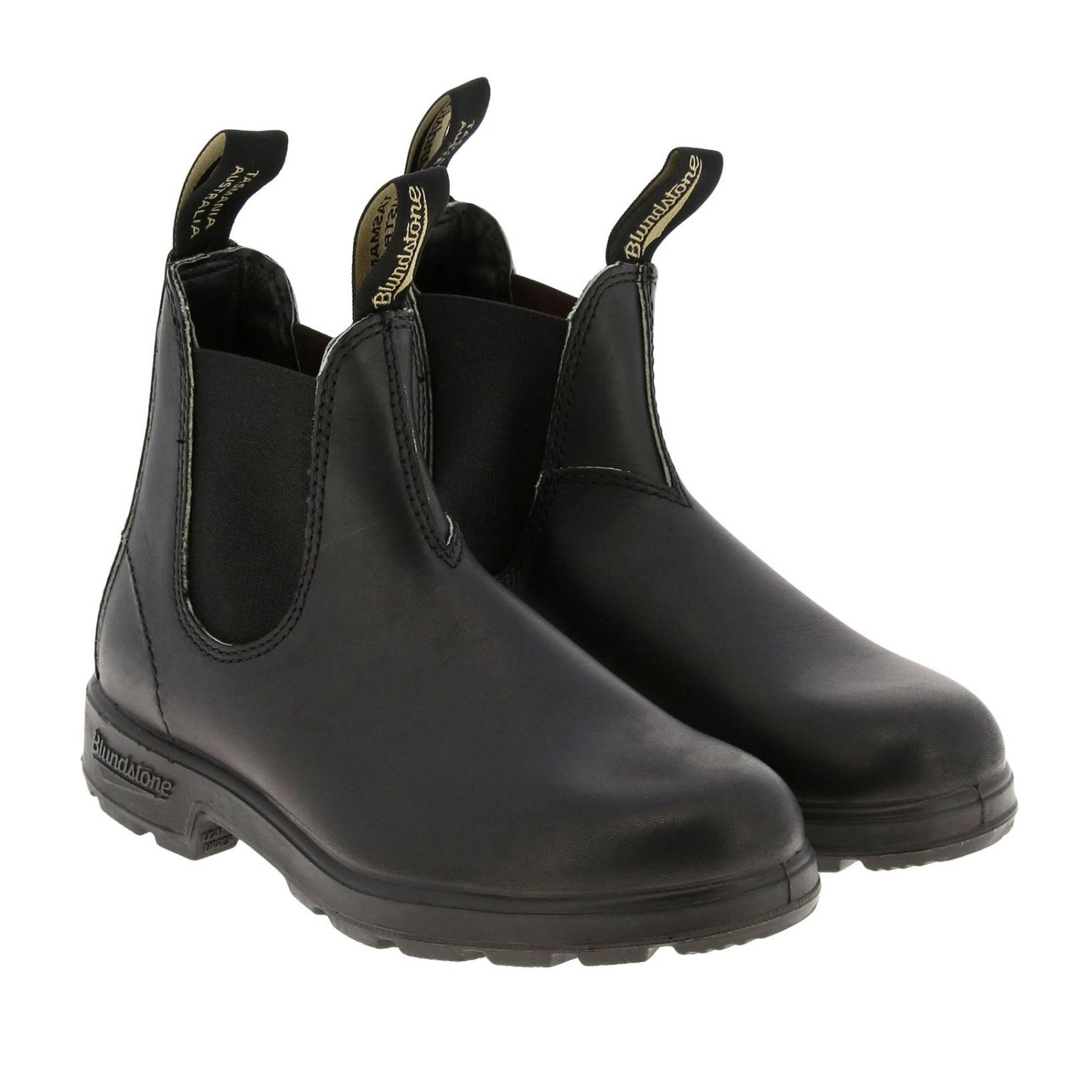 blundstone slip on