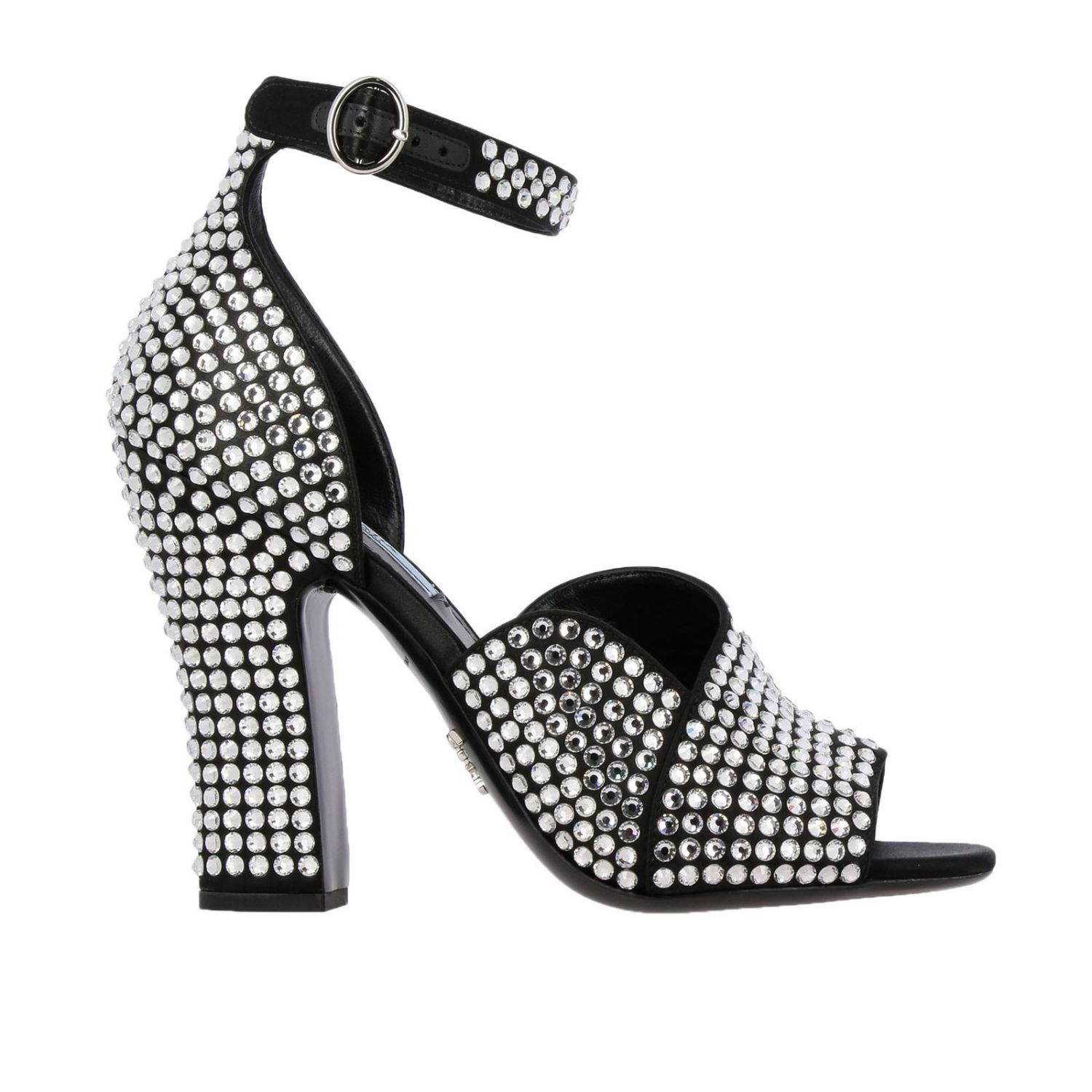 Босоножки на каблуке Prada: Сандалии Prada с открытым носком и кристаллами all over черный 1
