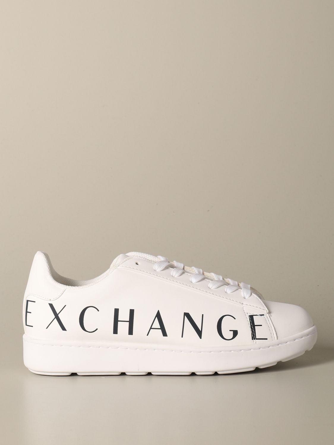Armani Exchange Outlet: sneakers in leather with logo - White | Armani  Exchange sneakers XUX033 XV186 online on 