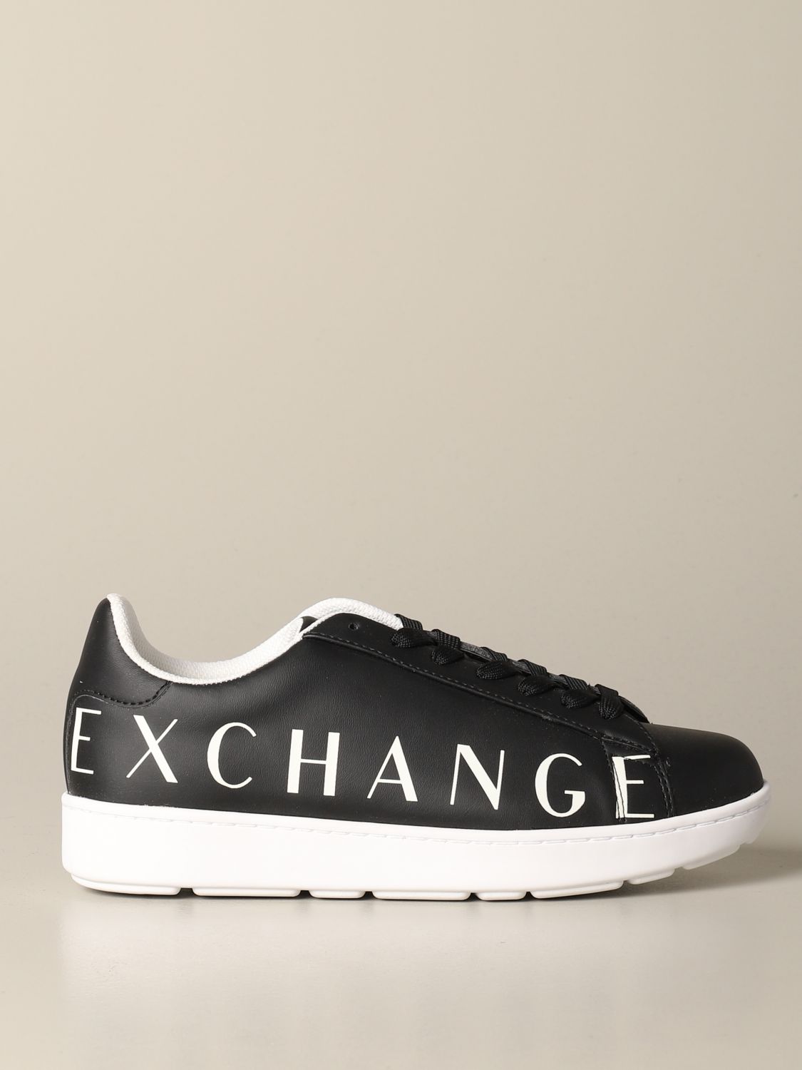 mølle afstemning assimilation Armani Exchange Outlet: sneakers in leather with logo - Black | Armani  Exchange sneakers XUX033 XV186 online on GIGLIO.COM