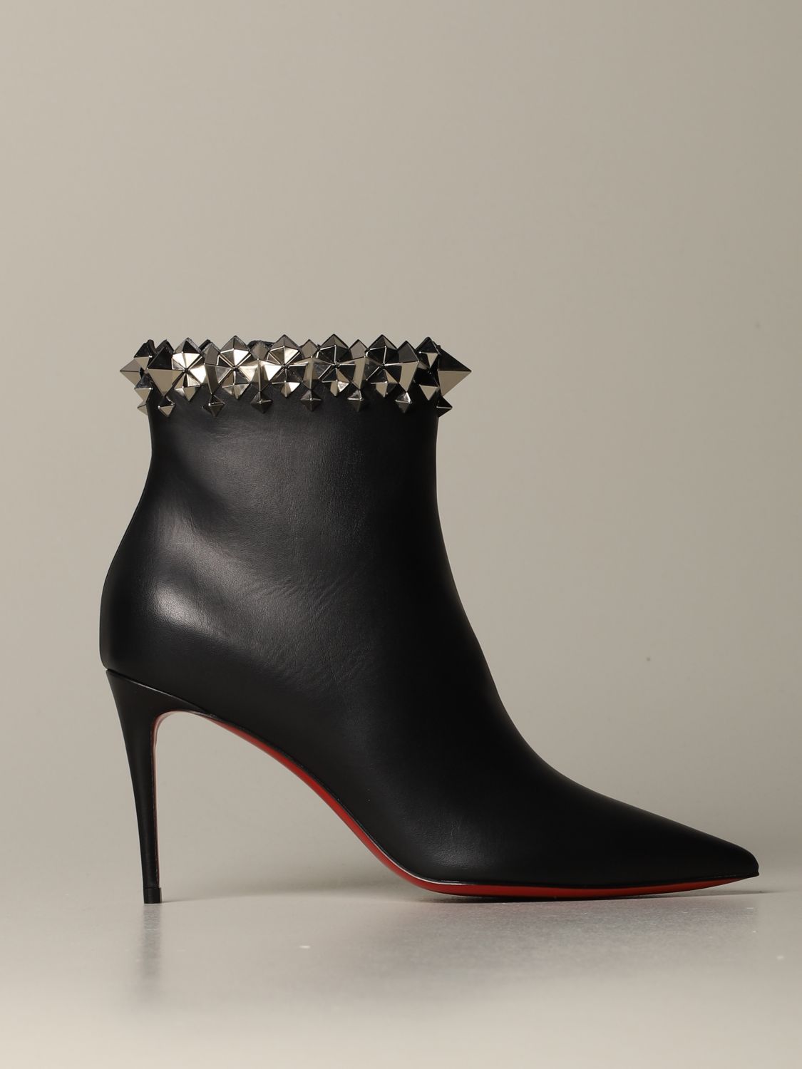 womens black louboutin heels