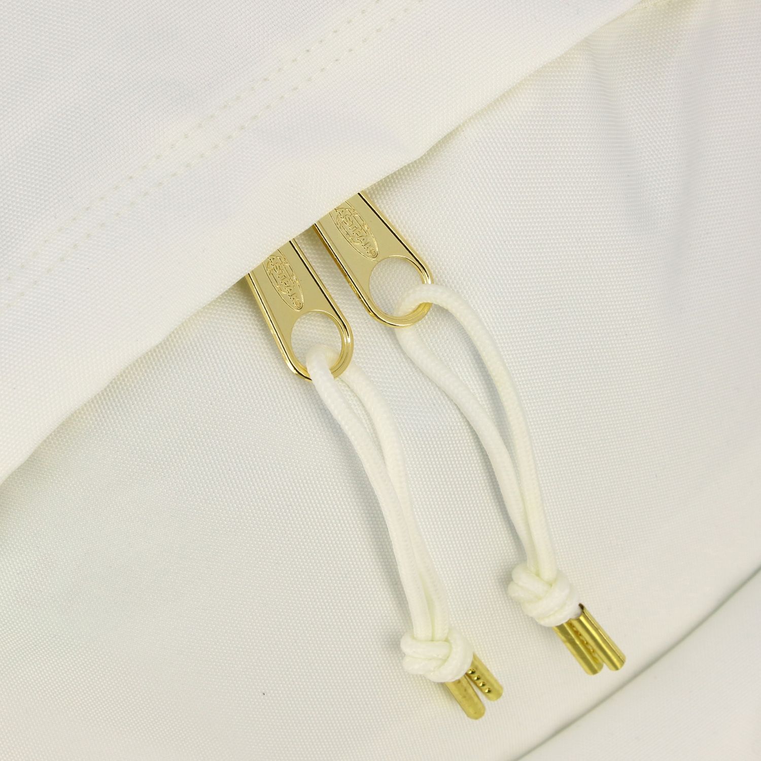 Eastpak Outlet: Zaino in tessuto glitter con logo - Bianco | Zaino Eastpak  EK620 GIGLIO.COM
