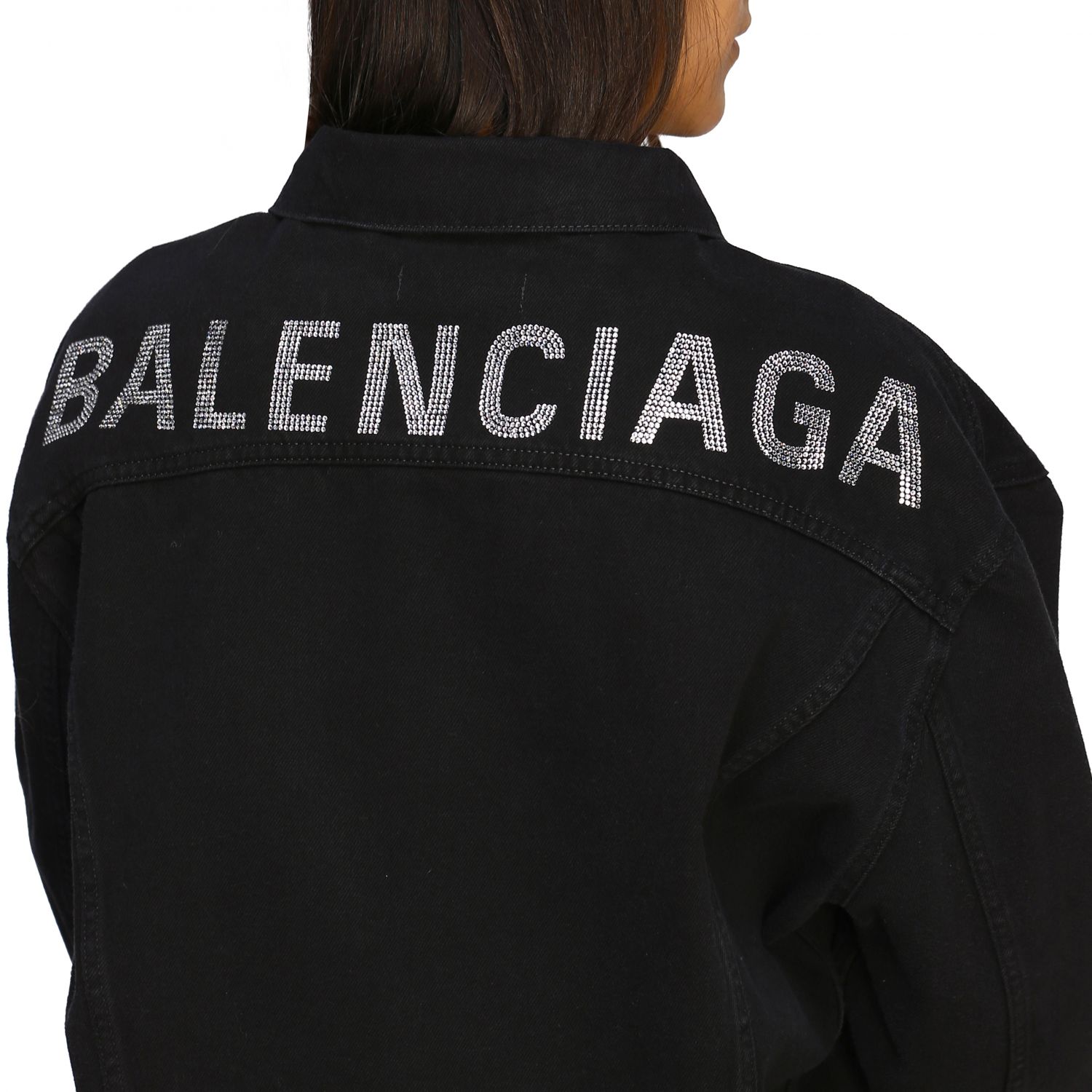 Куртка баленсиага женская. Черная куртка Баленсиага. Куртка Баленсиага женская черная. Баленсиага логотип на куртке. Куртка Balenciaga Crew.