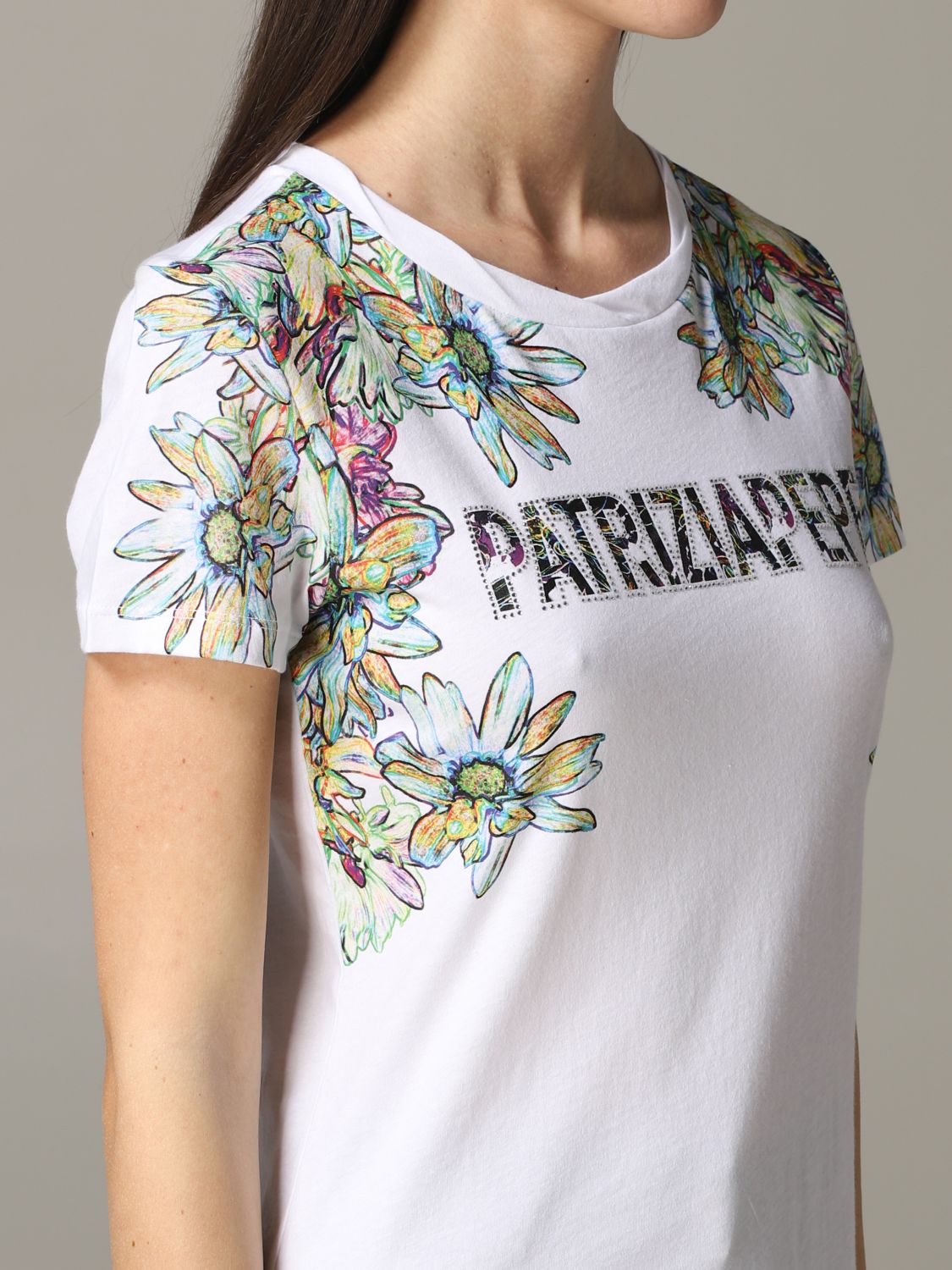 Patrizia Pepe short-sleeved T-shirt with rhinestone logo | T-Shirt Patrizia  Pepe Women White | T-Shirt Patrizia Pepe 2M3926 A4V5 Giglio EN