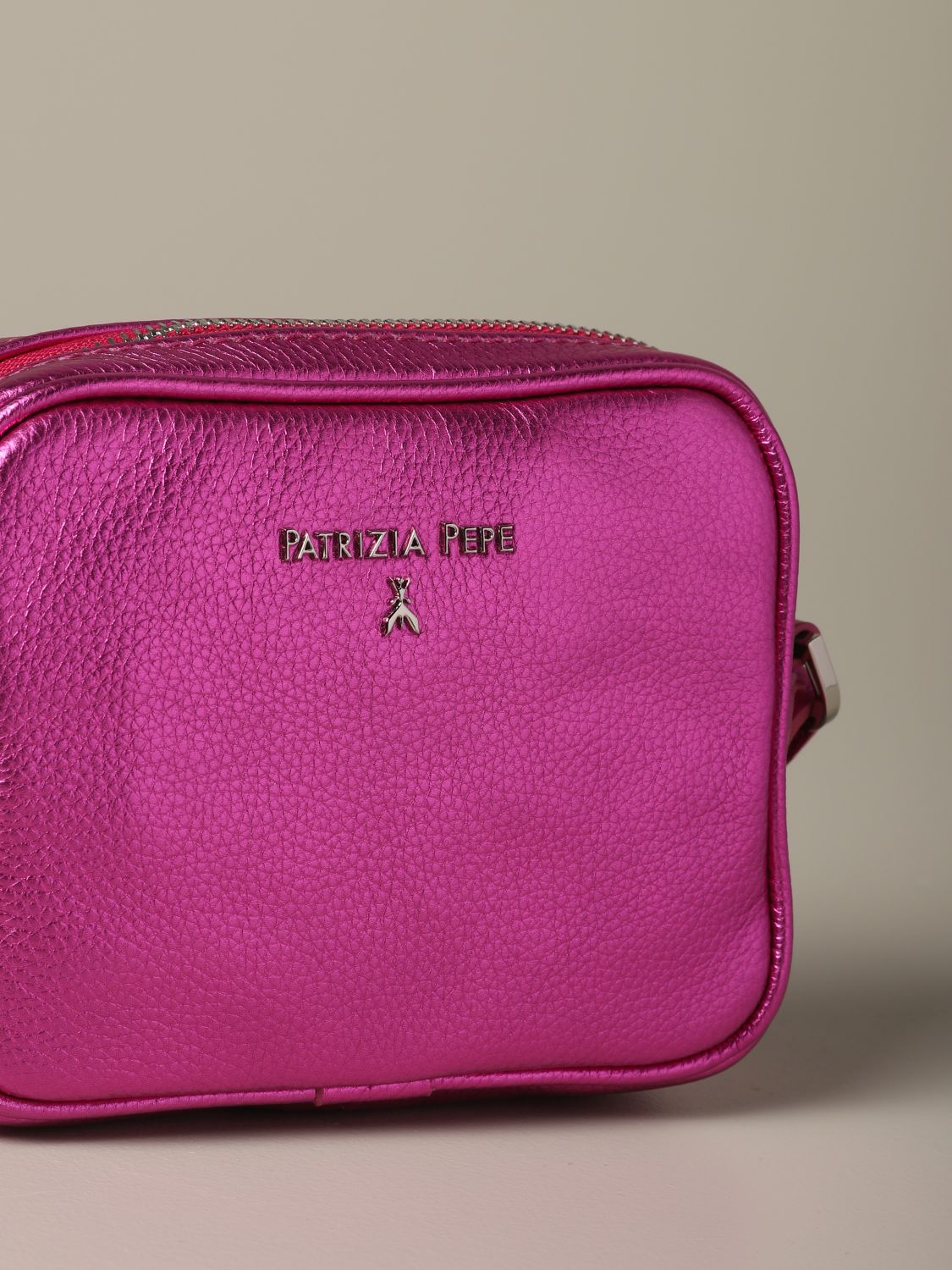 Patrizia Pepe Outlet: wallet in leather with metallic logo - Fuchsia