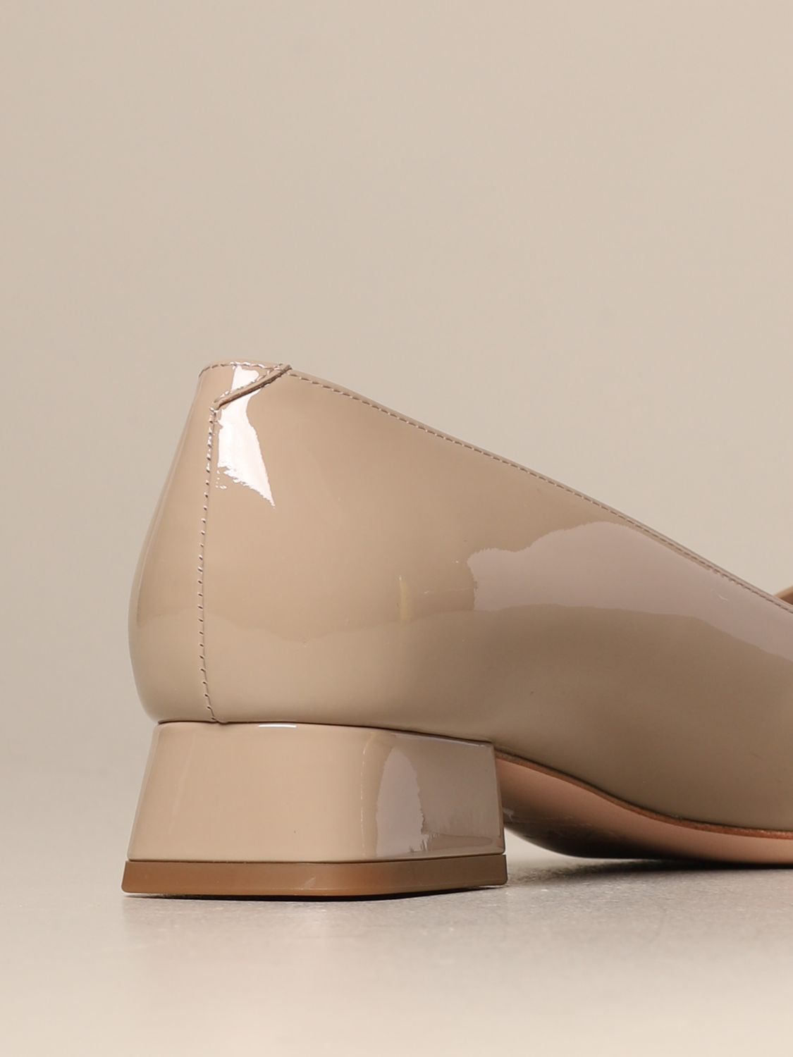patent leather beige flats