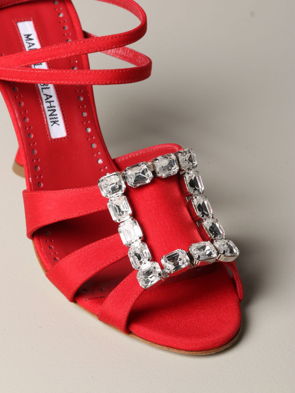 manolo blahnik outnet