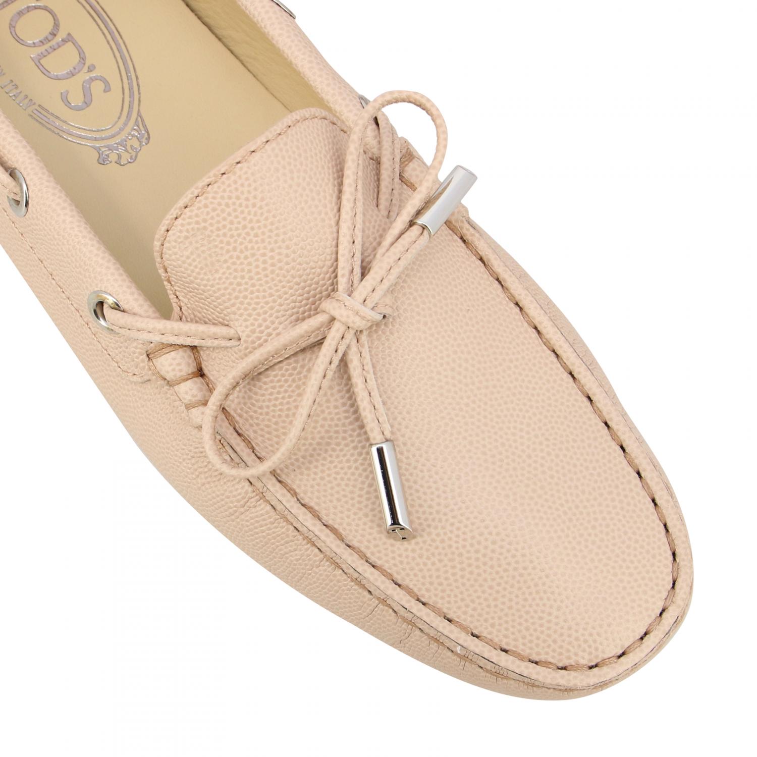 tods moccasins womens