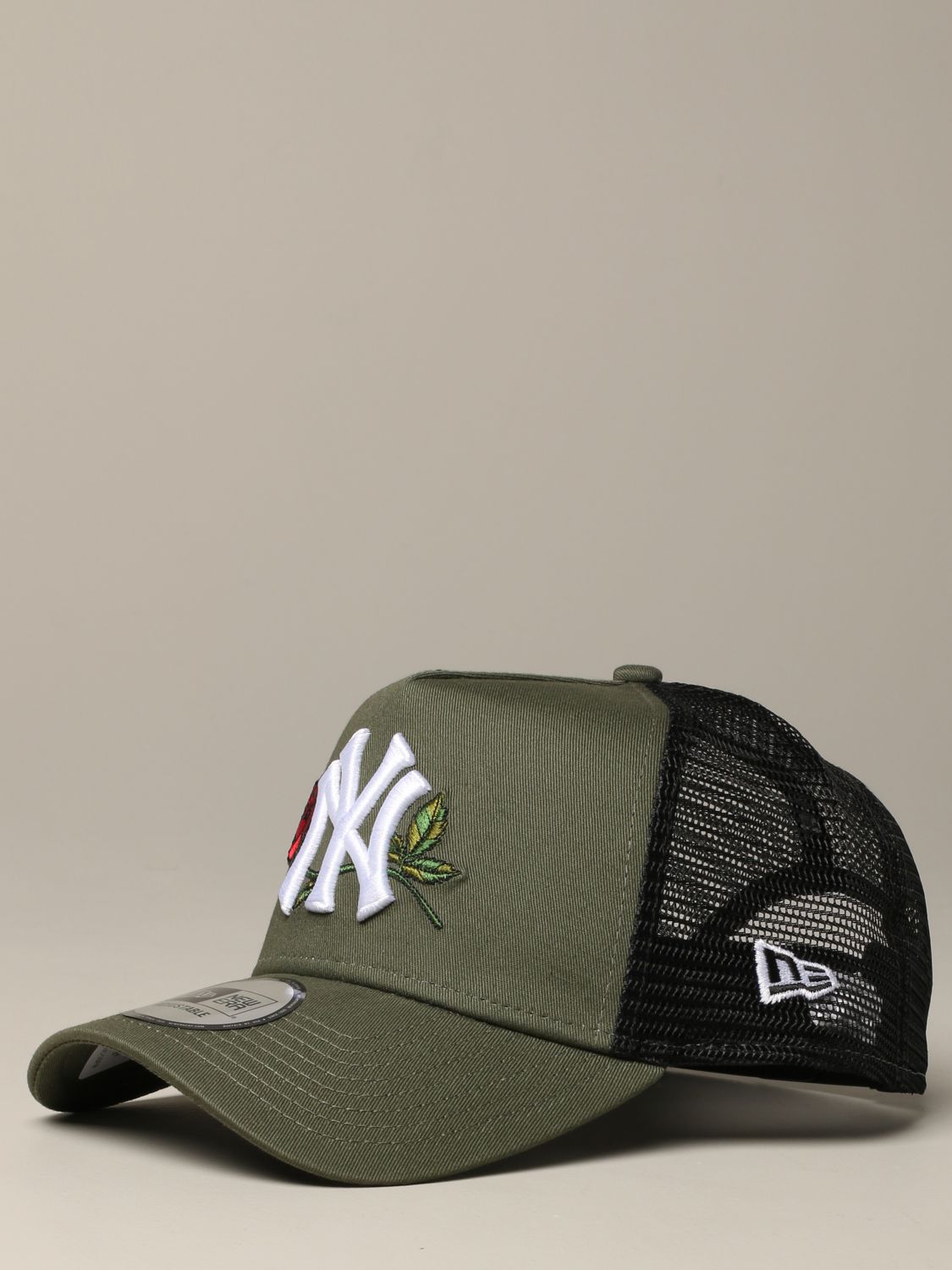 New Era Outlet: Trucker hat with NY Yankees logo - Military