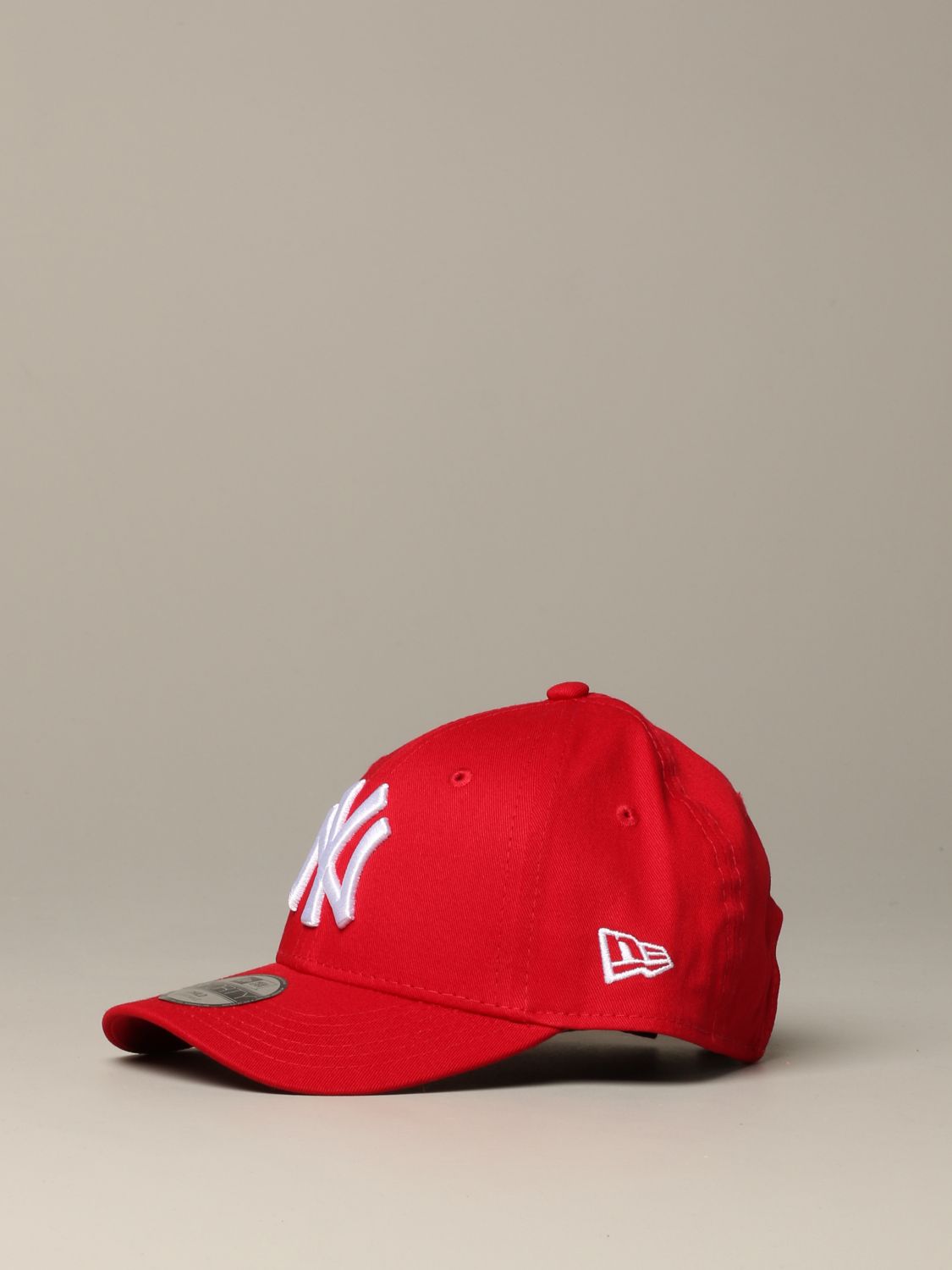 red ny baseball cap