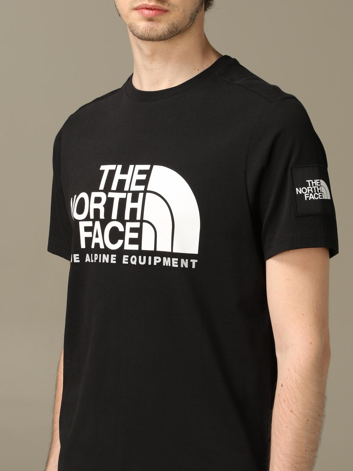 The north face футболка