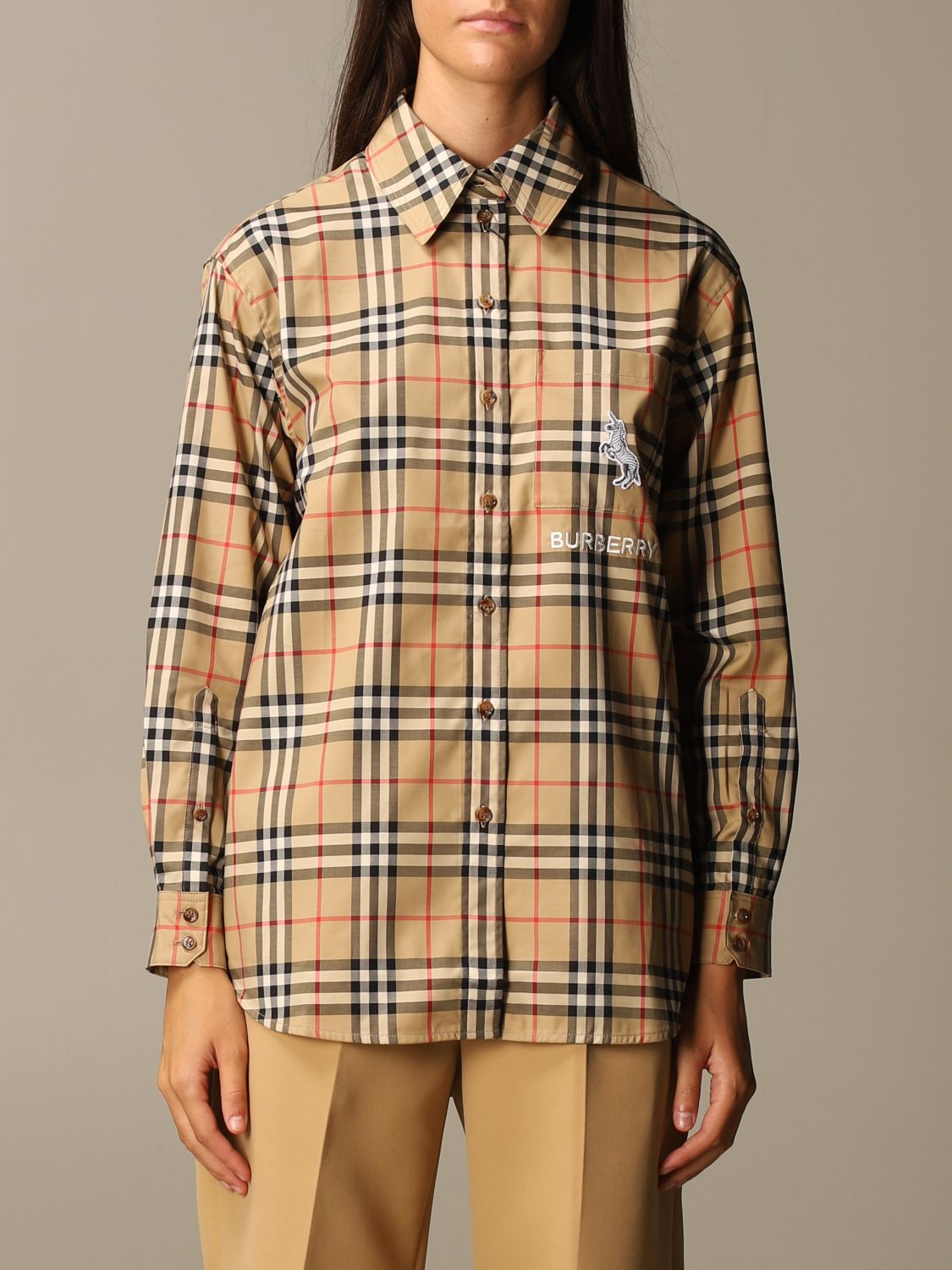 BURBERRY: Carlota oversized cotton shirt with vintage check pattern - Beige  | Burberry shirt 8032151 online on 