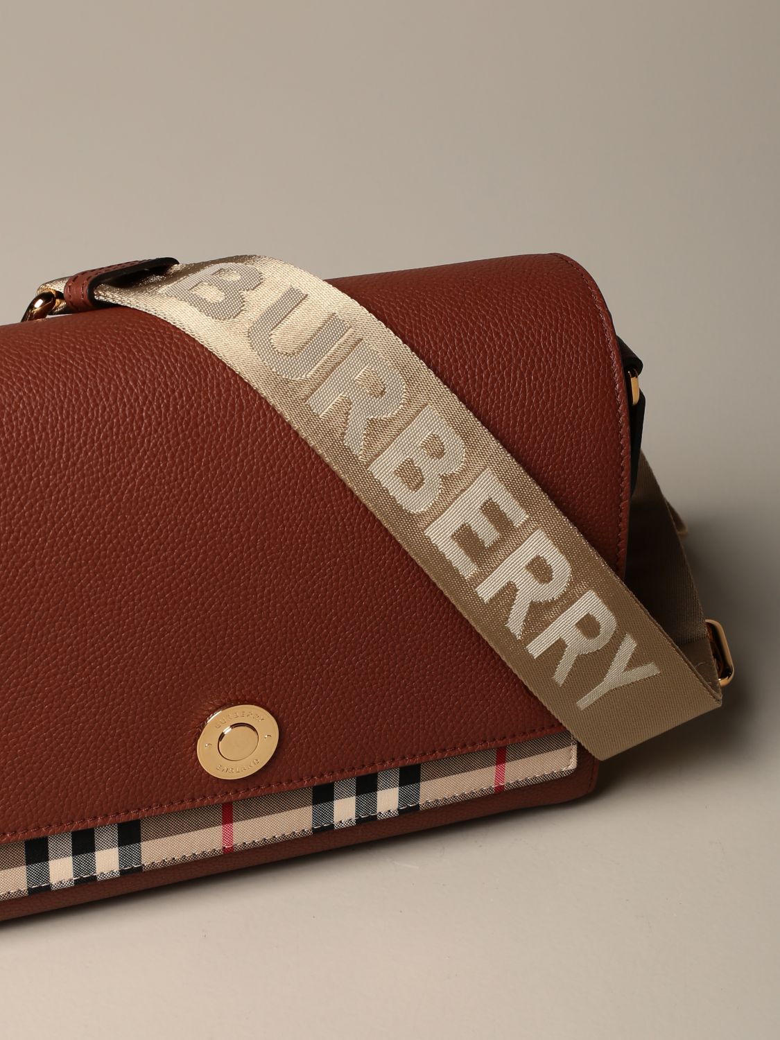 sneakers burberry femme