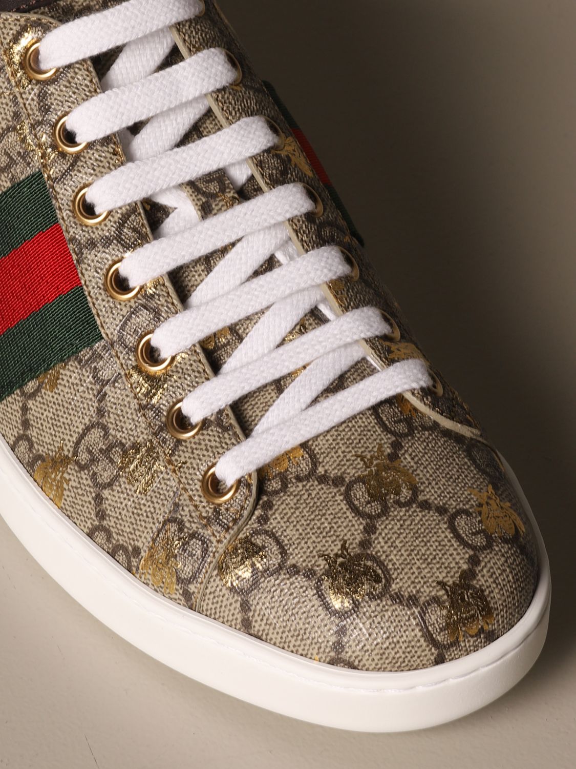 Gucci Ace sneakers with GG Supreme print and laminated bees | Sneakers ...