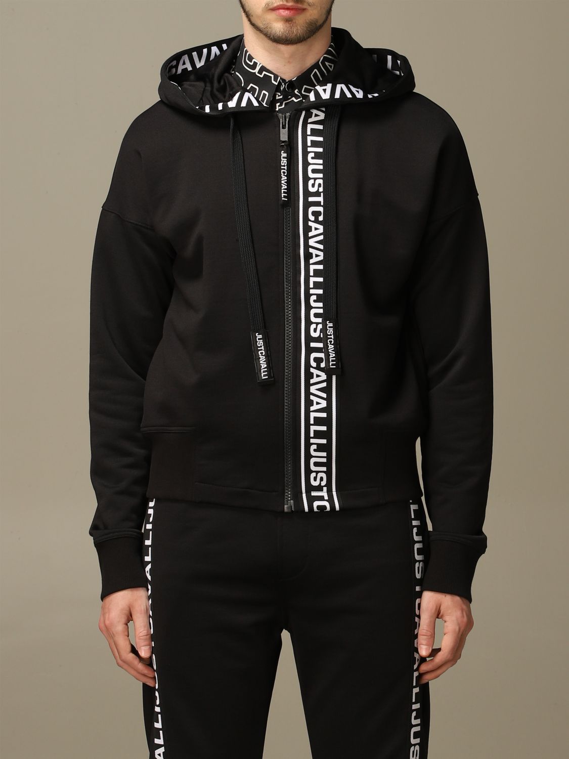 Vertrek naar St Arrangement Just Cavalli Outlet: sweatshirt with hood and logo - Black | Just Cavalli  sweatshirt S01HG0044 N25199 online on GIGLIO.COM