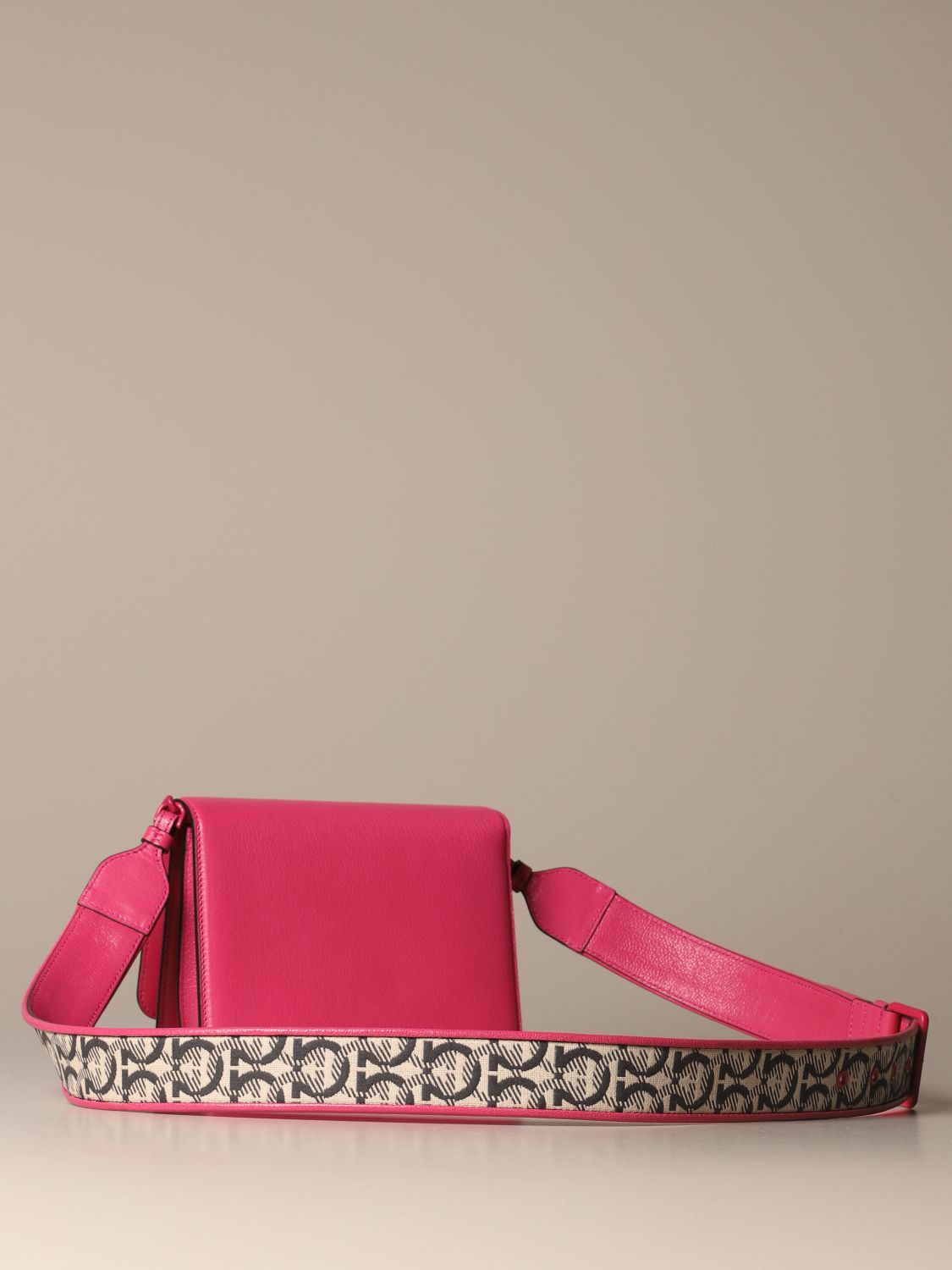 Salvatore Ferragamo Outlet Shoulder bag women Fuchsia Salvatore