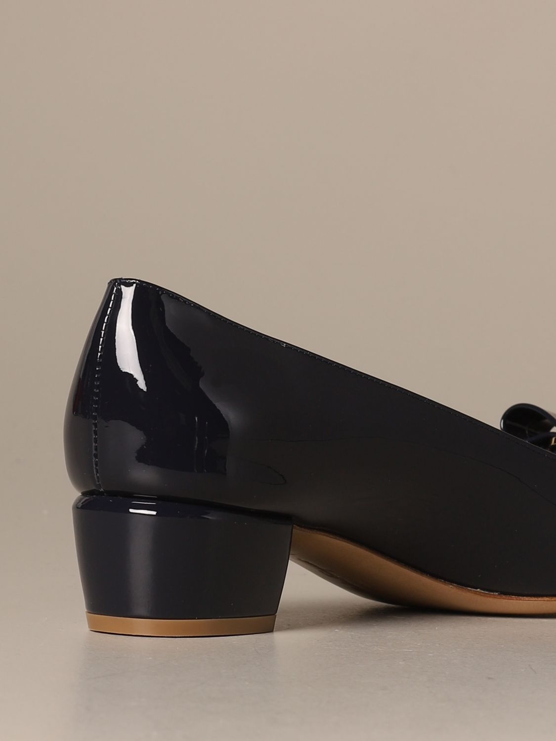salvatore ferragamo heels with bow