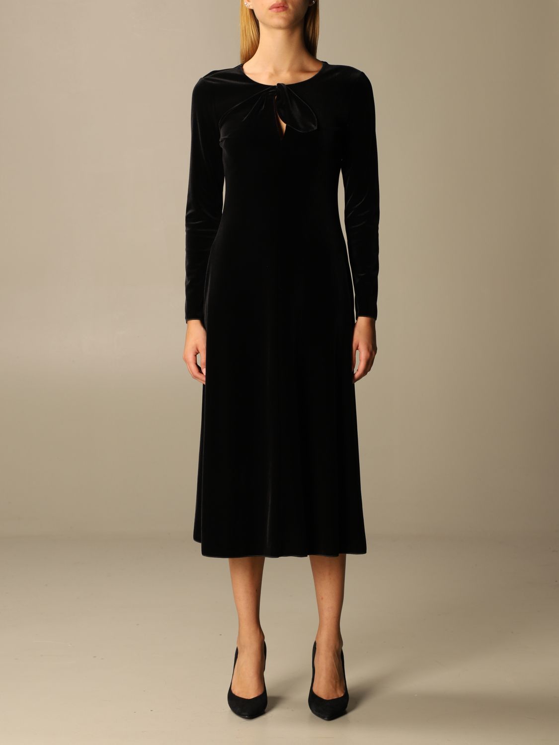 Emporio Armani Outlet: midi dress in velvet - Black | Emporio Armani dress  6H2A8N 2JW4Z online on 