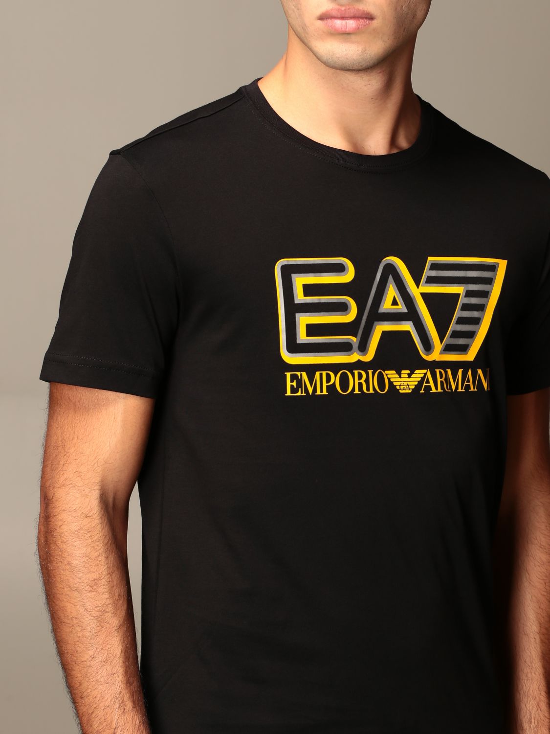 ea7 black top