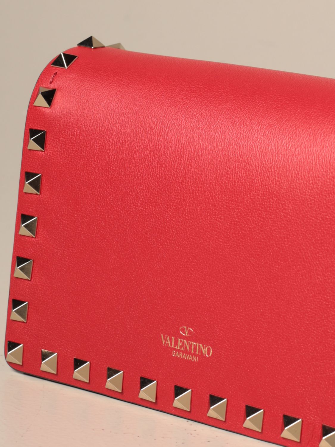 Valentino Garavani Handbags Women B0E11NAPJU5 Leather Red 1240€