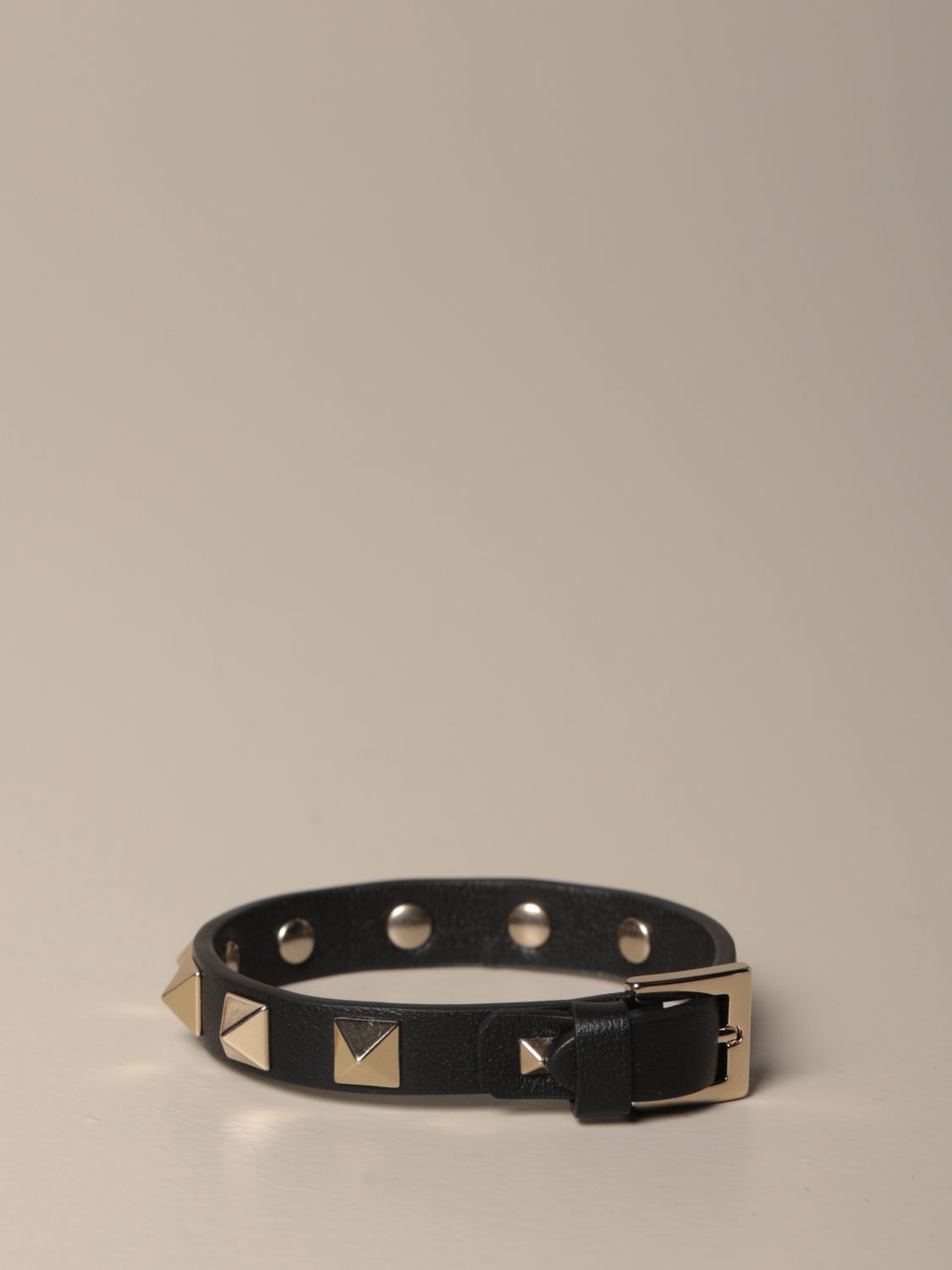 VALENTINO GARAVANI: leather bracelet with studs - Black | Valentino Garavani VIT online on GIGLIO.COM