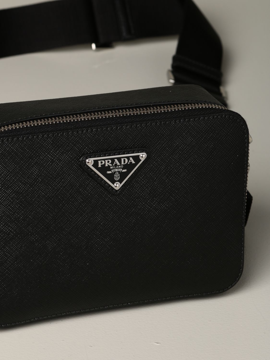 Herren-Taschen von Prada: Sale bis zu −27%