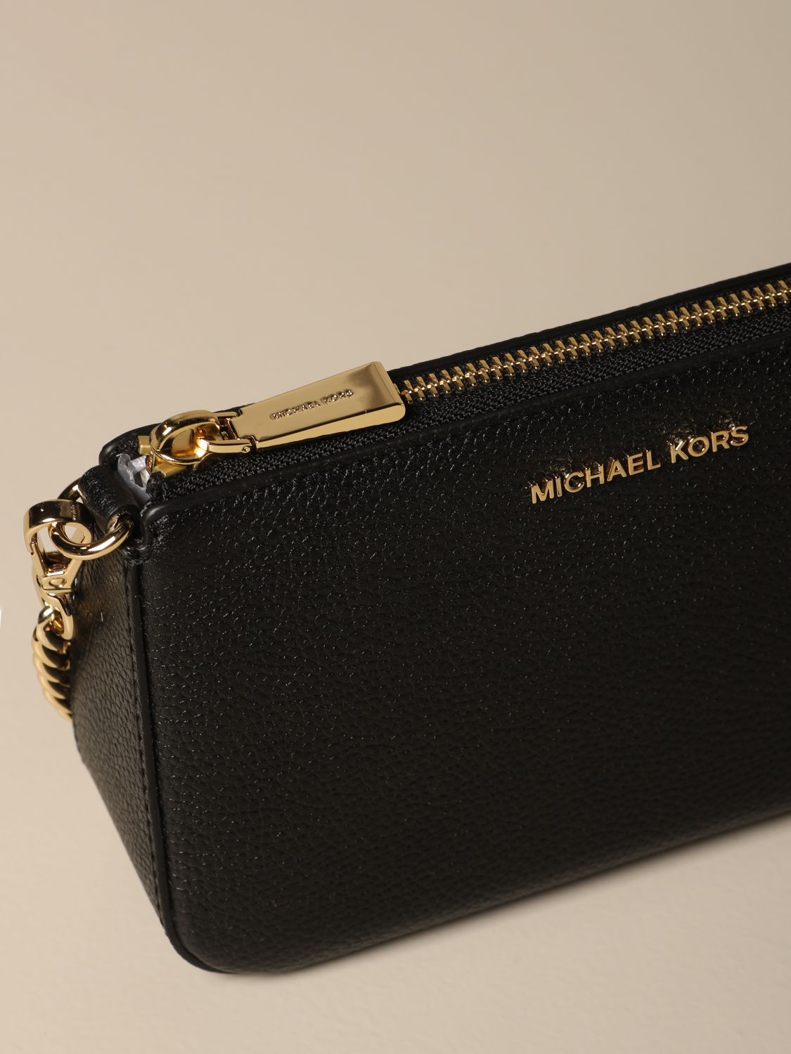 MICHAEL KORS: Michael chain clutch in grained leather - Black | Michael
