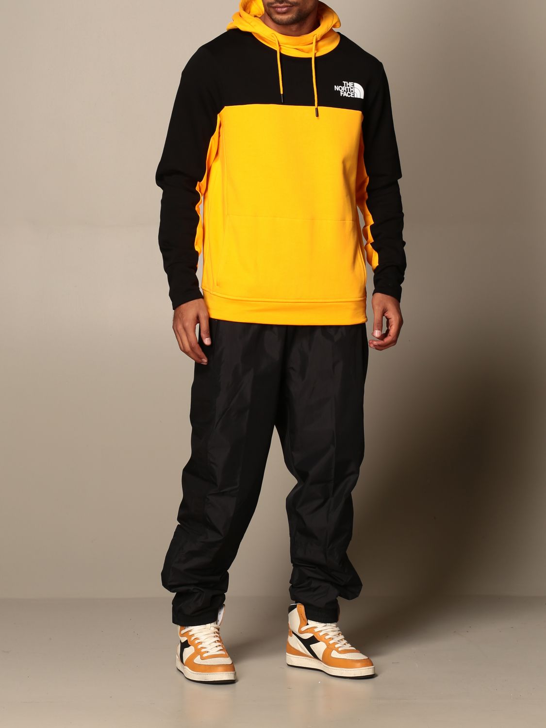 North Face Hoodie Wholesale Dealer 