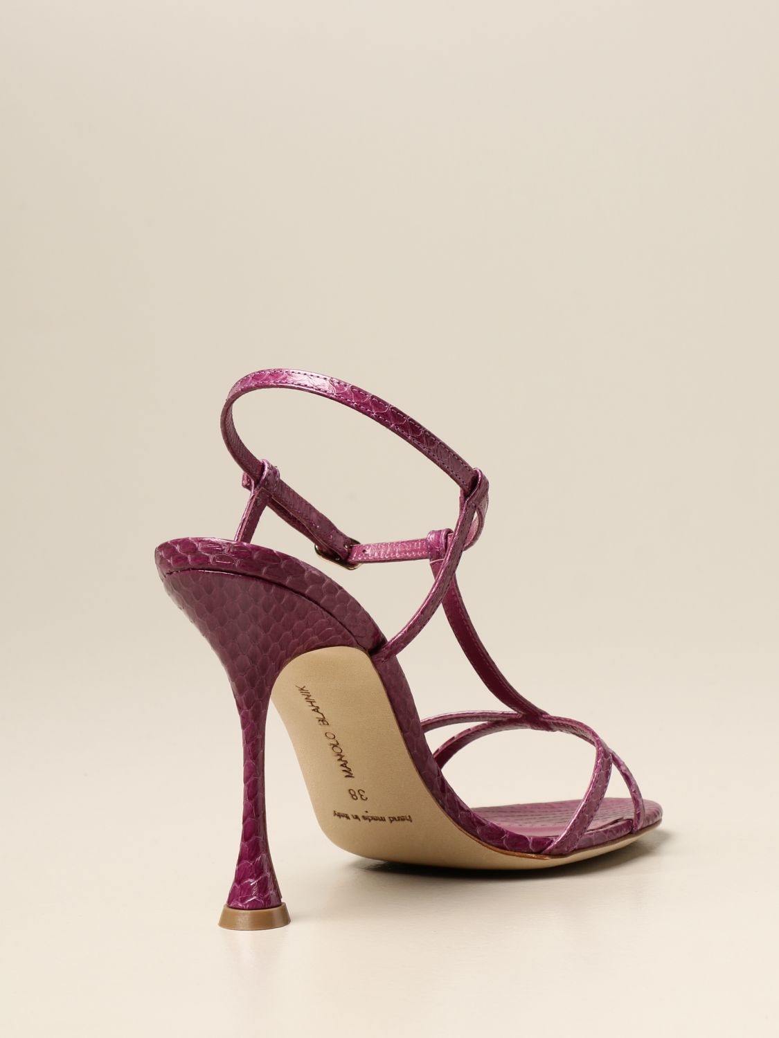 Manolo Blahnik Outlet: Sandalo Raqui in pelle di pitone - Ciclamino |  Sandali Con Tacco Manolo Blahnik 320-1451-0001 GIGLIO.COM