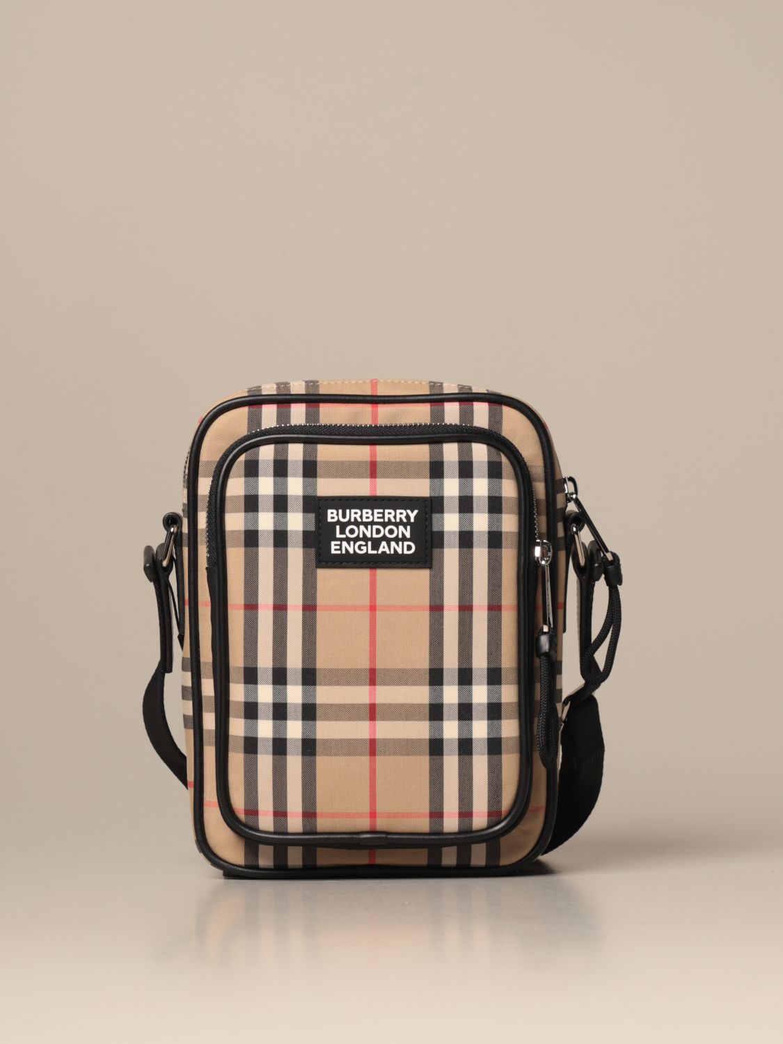 vintage Burberry Bags for Men - Vestiaire Collective