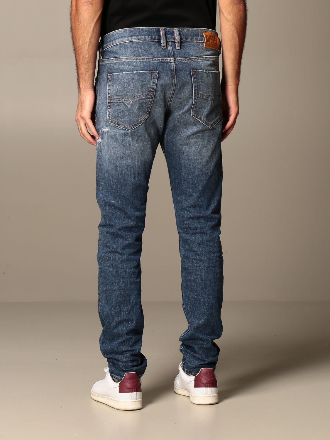 Diesel Outlet: Tepphar jeans in used carrot fit denim | Jeans Diesel ...