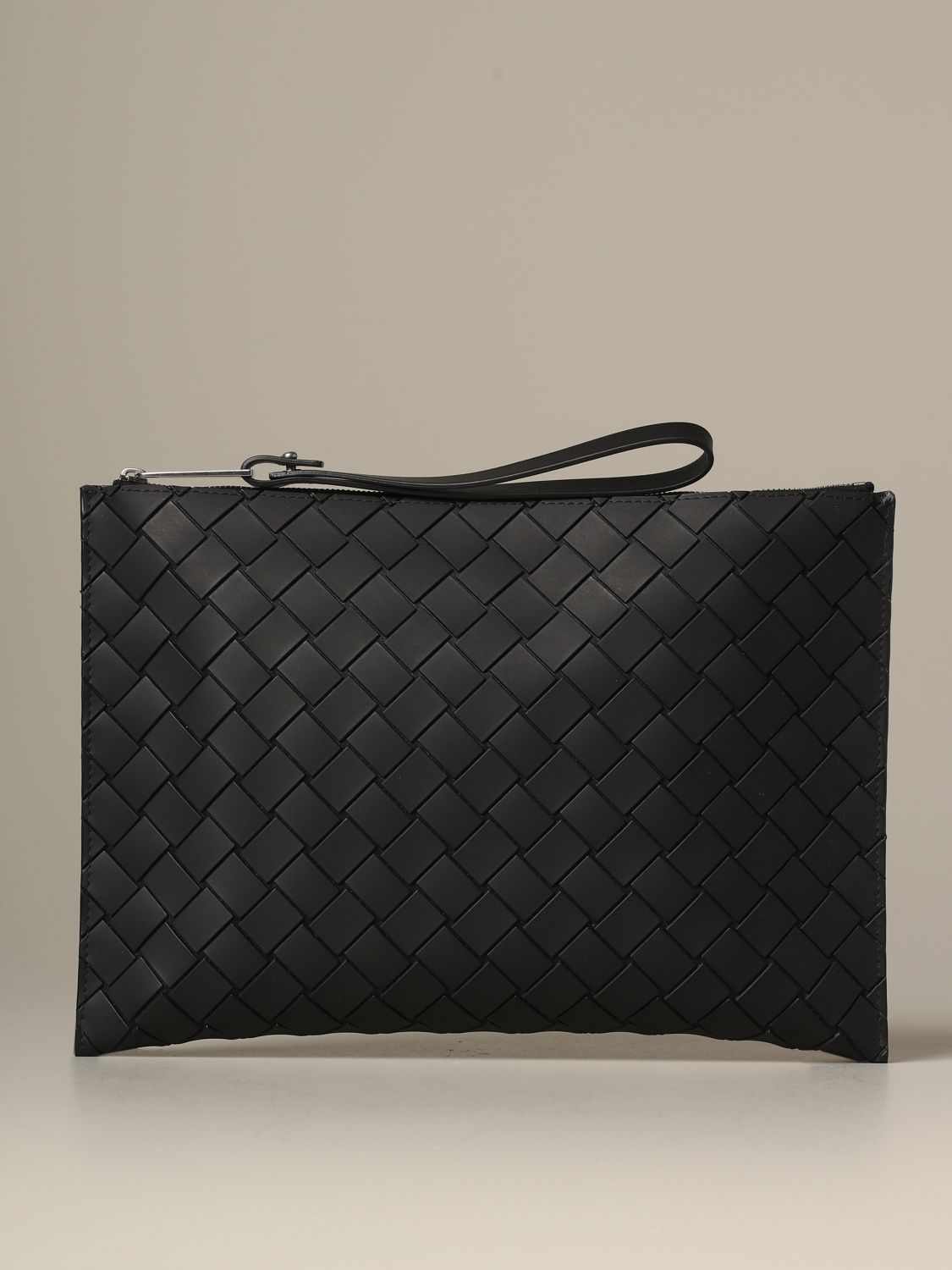 Briefcase Bottega Veneta: Bottega Veneta clutch bag in woven rubber black 1