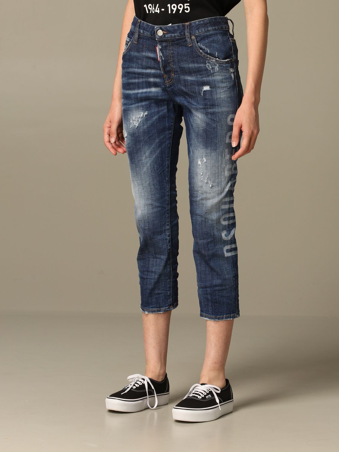 aktivering hældning span Dsquared2 Outlet: Cool girl cropped jeans with Canadian logo | Jeans  Dsquared2 Women Denim | Jeans Dsquared2 S75LB0364 S30342 GIGLIO.COM