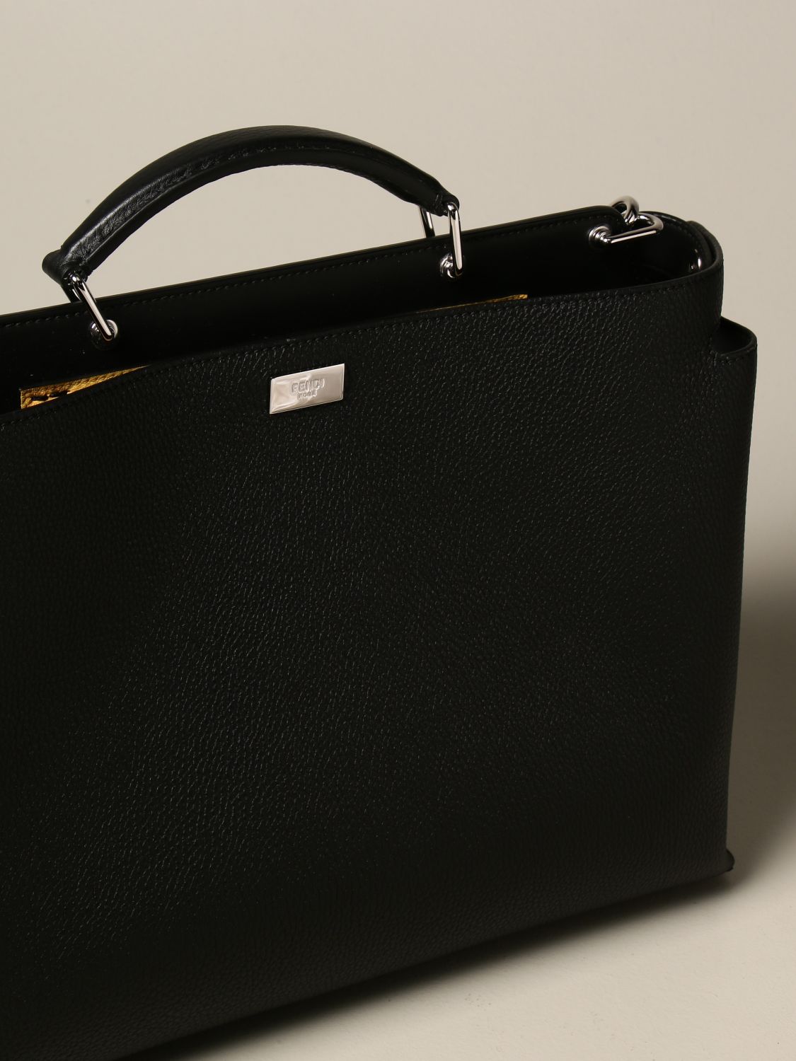 fendi peekaboo iconic essential