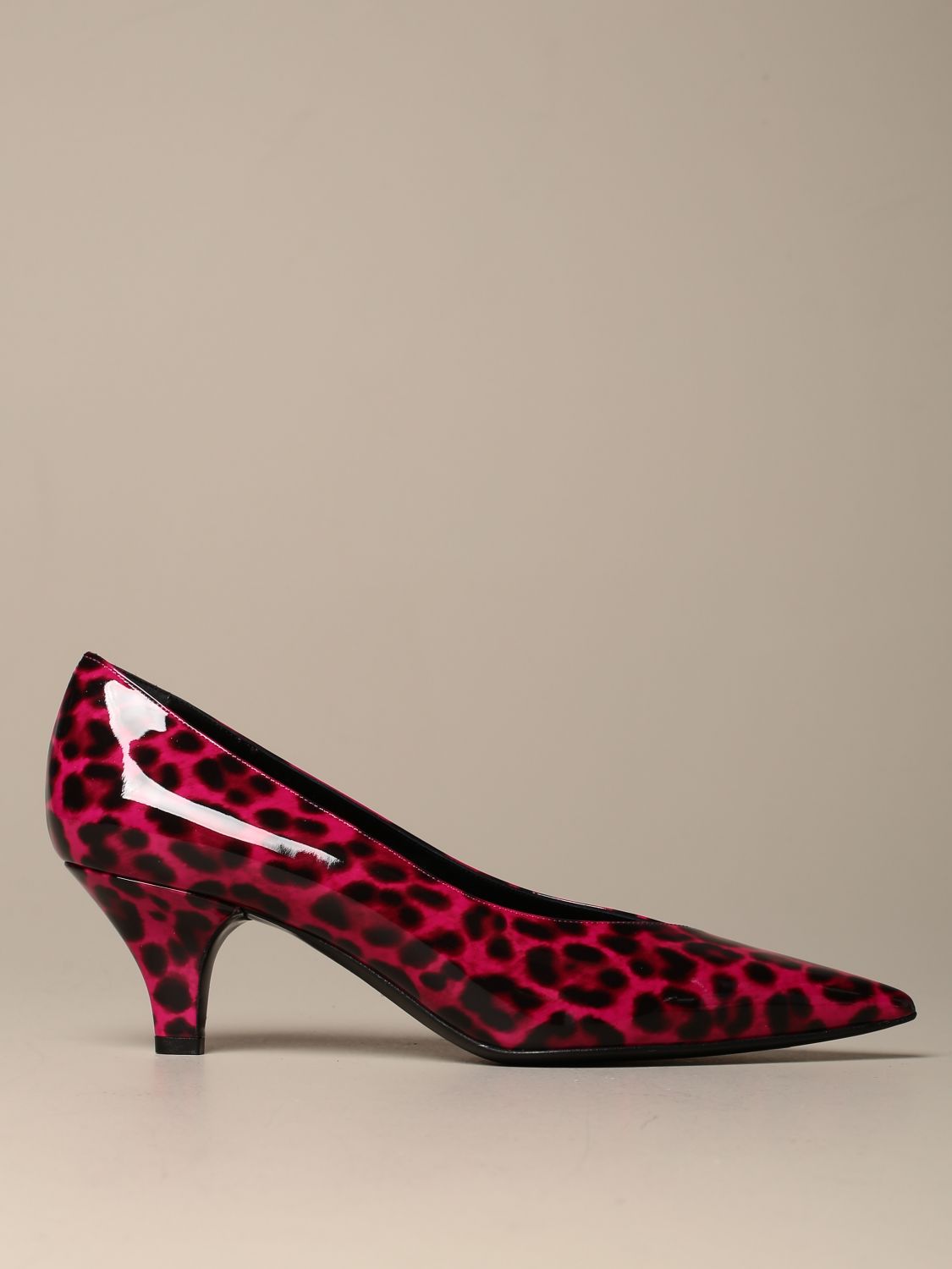 fuchsia pumps